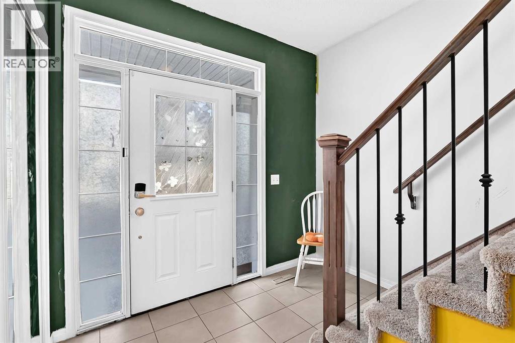 138 Windwood Grove Sw Property Photo 2