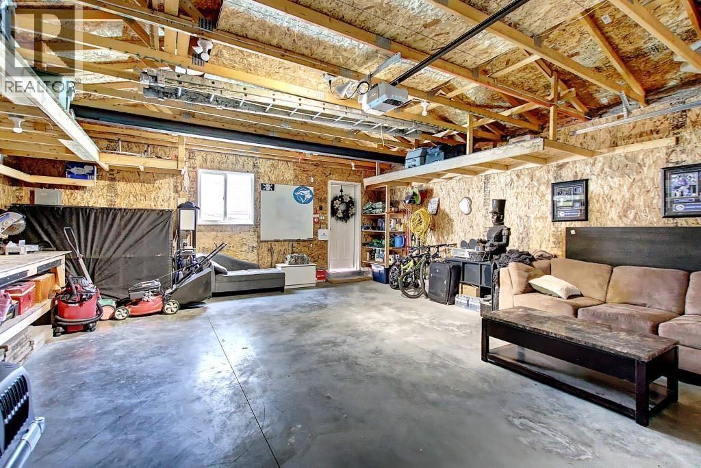 4111 58 Street Ne Property Photo 5