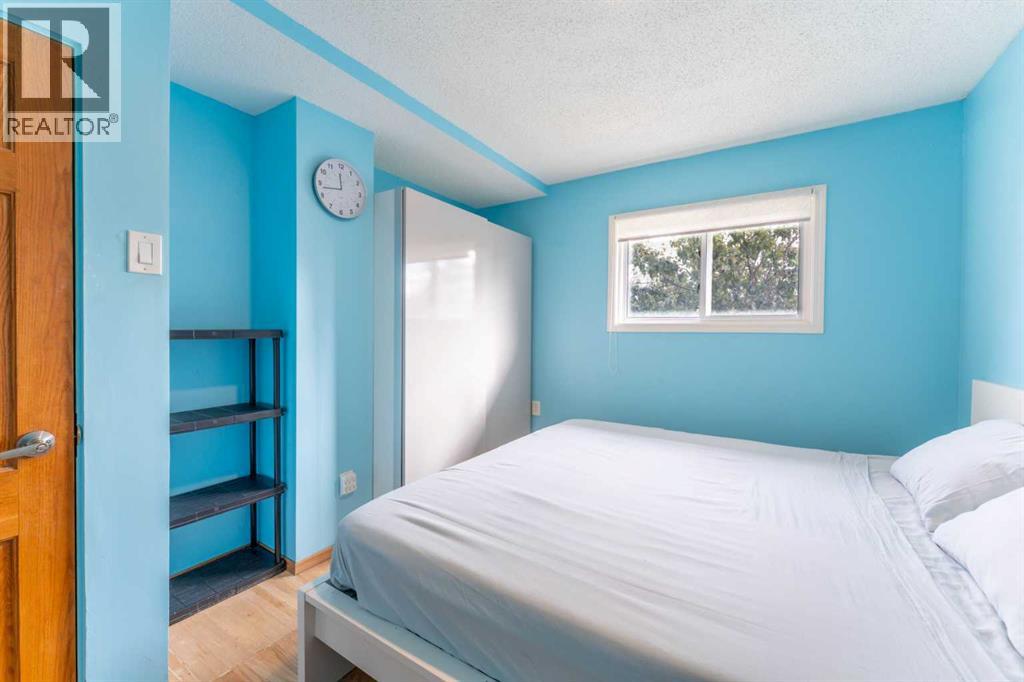 2018 Cottonwood Crescent Se Property Photo 15