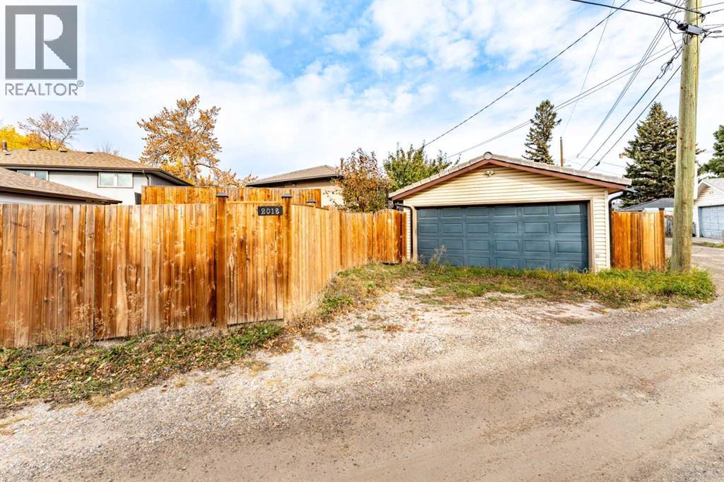 2018 Cottonwood Crescent Se Property Photo 31