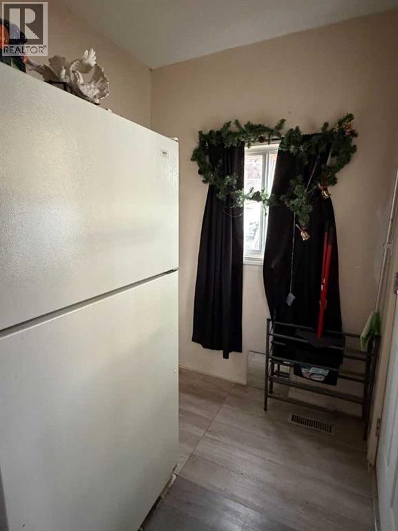5218 42 Avenue S Property Photo 11
