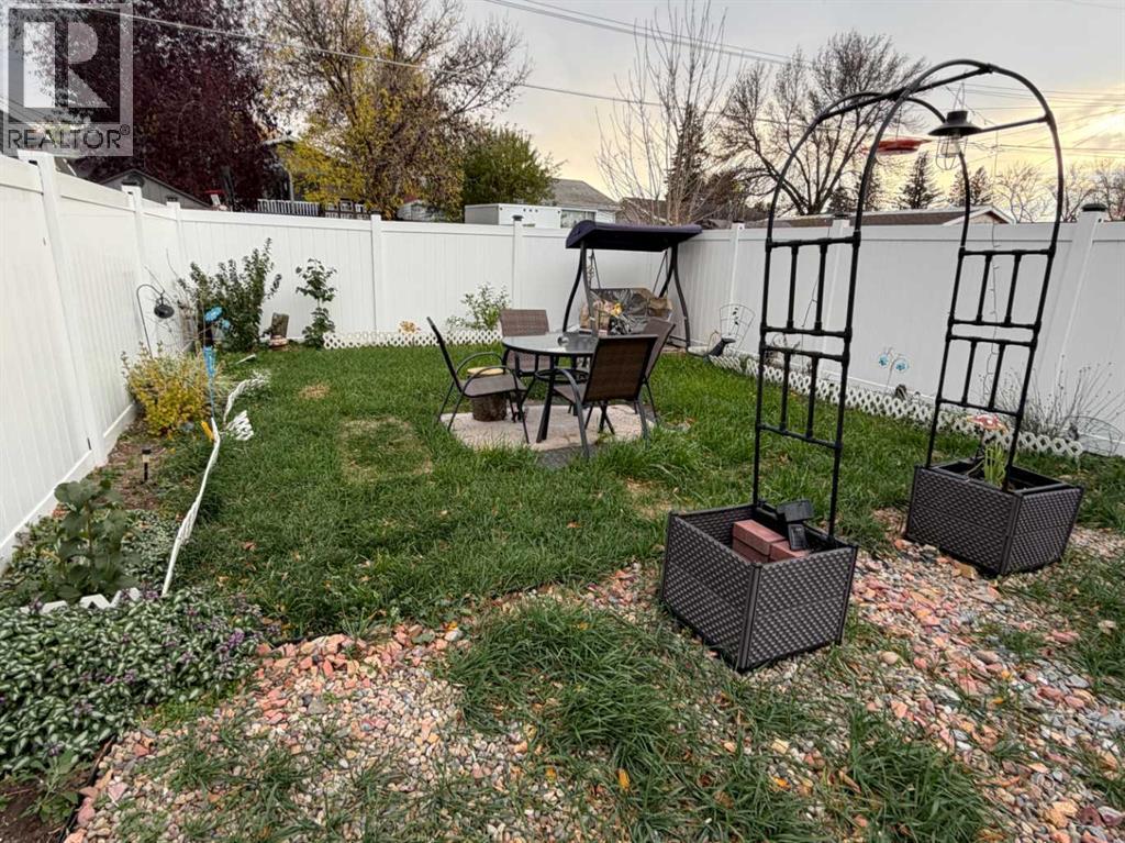 5218 42 Avenue S Property Photo 21
