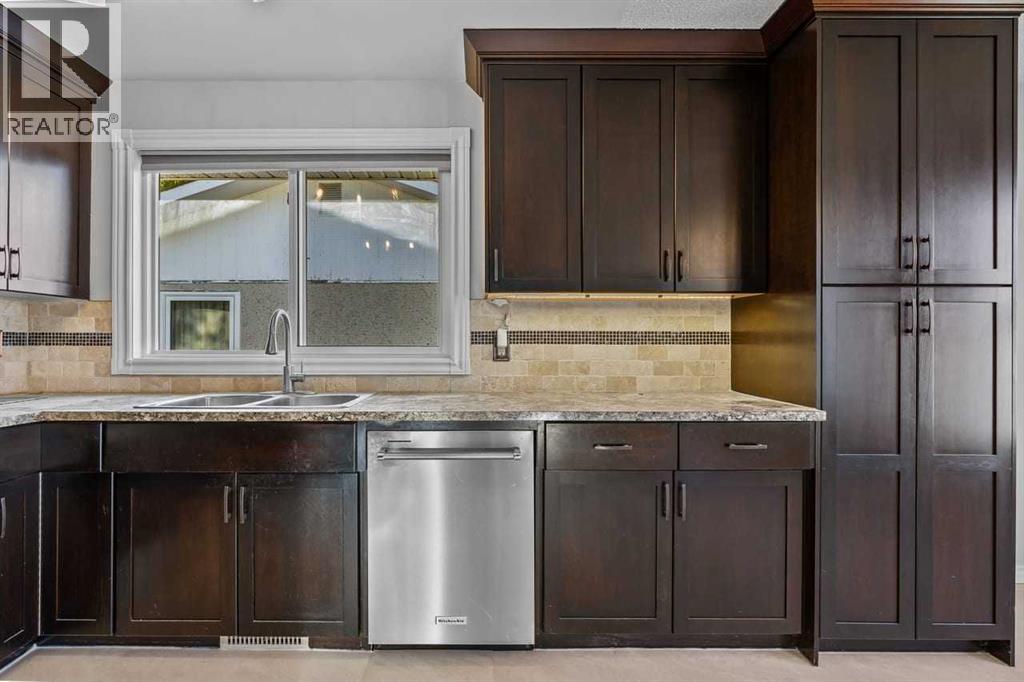 5212 Marshall Road Ne Property Photo 14