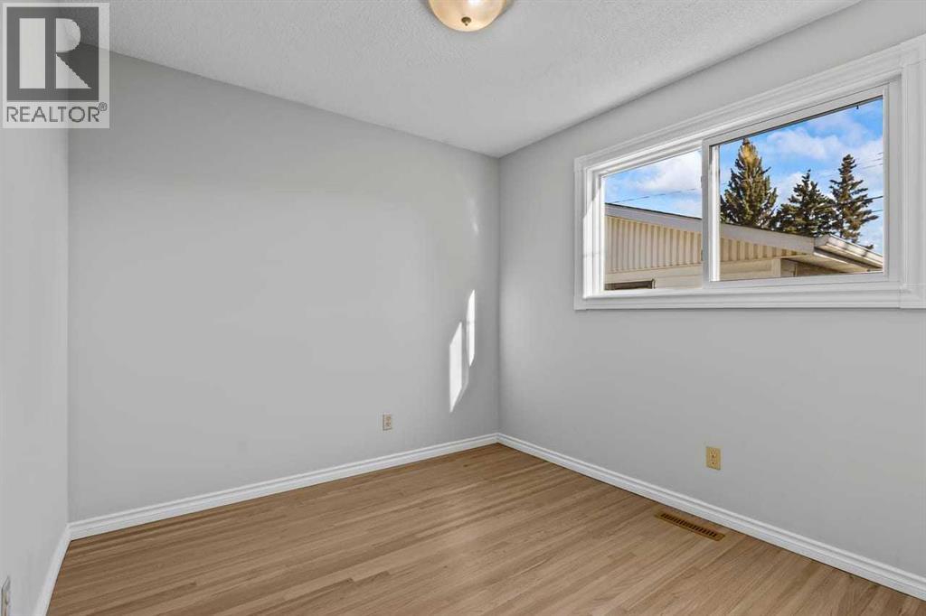 5212 Marshall Road Ne Property Photo 23