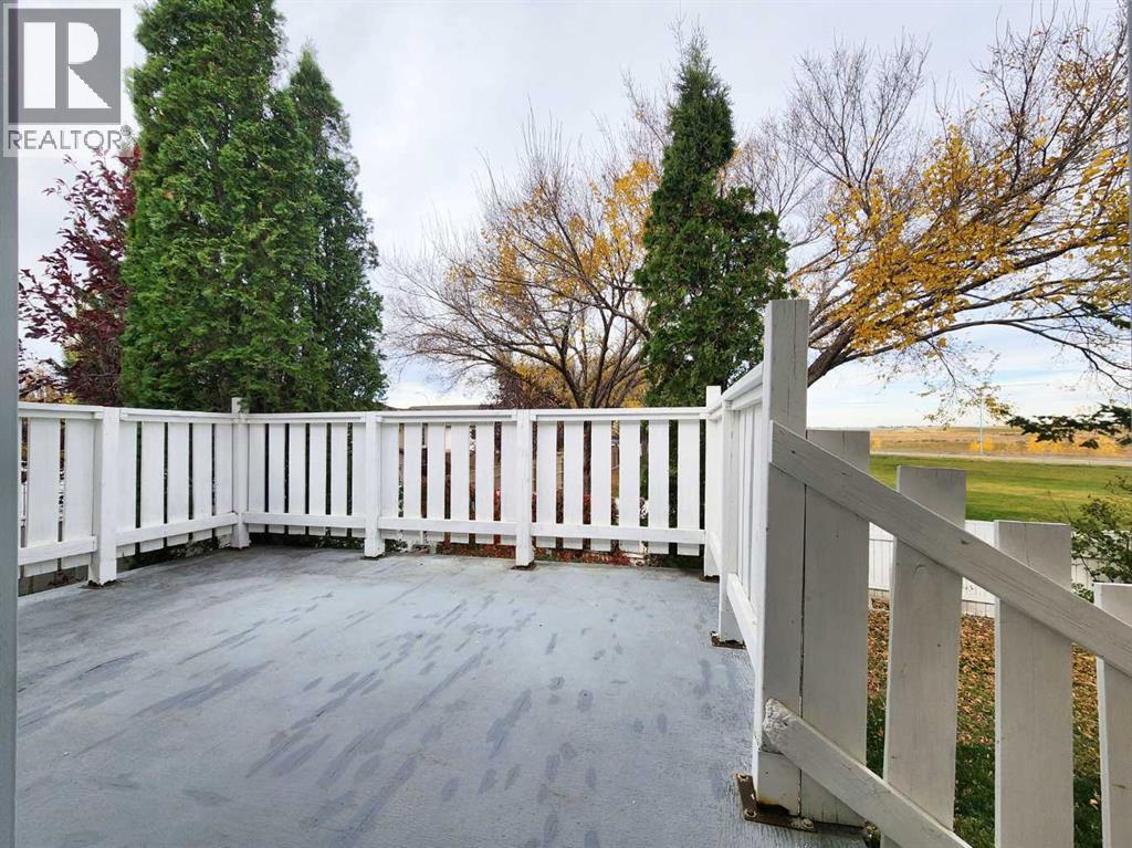 14 Stafford Road N Property Photo 11