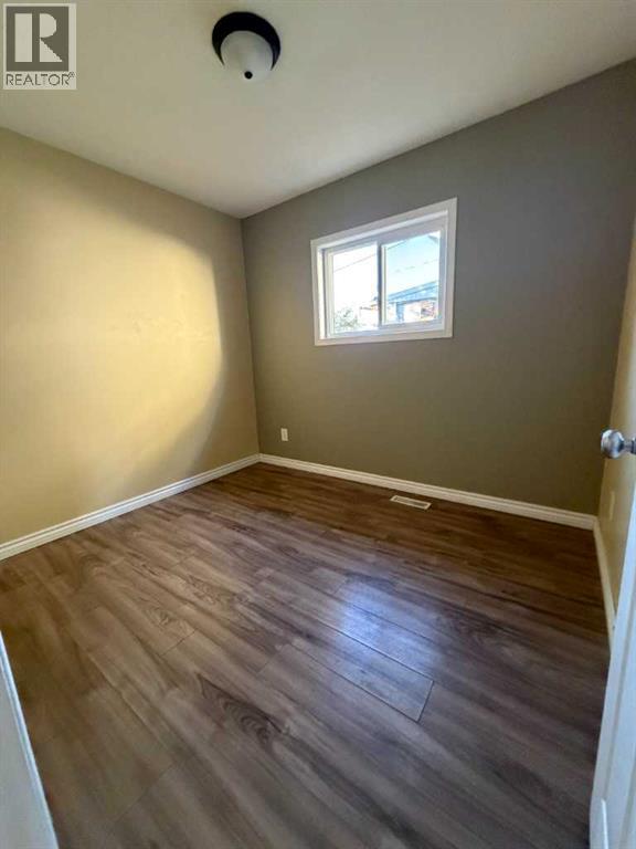 11320 97 Street Property Photo 10