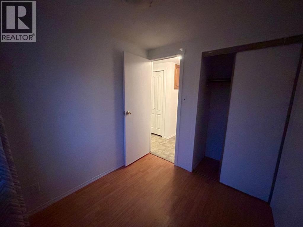 9115 101 Street Property Photo 25