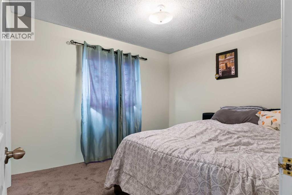 403 Shawinigan Drive Sw Property Photo 16