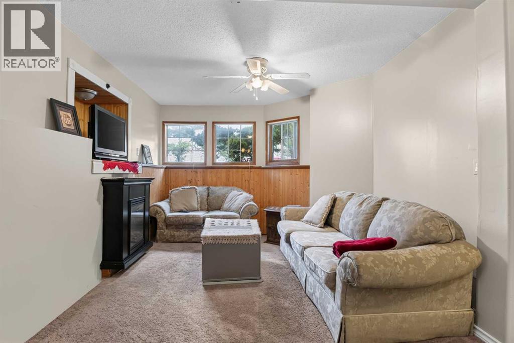 403 Shawinigan Drive Sw Property Photo 20