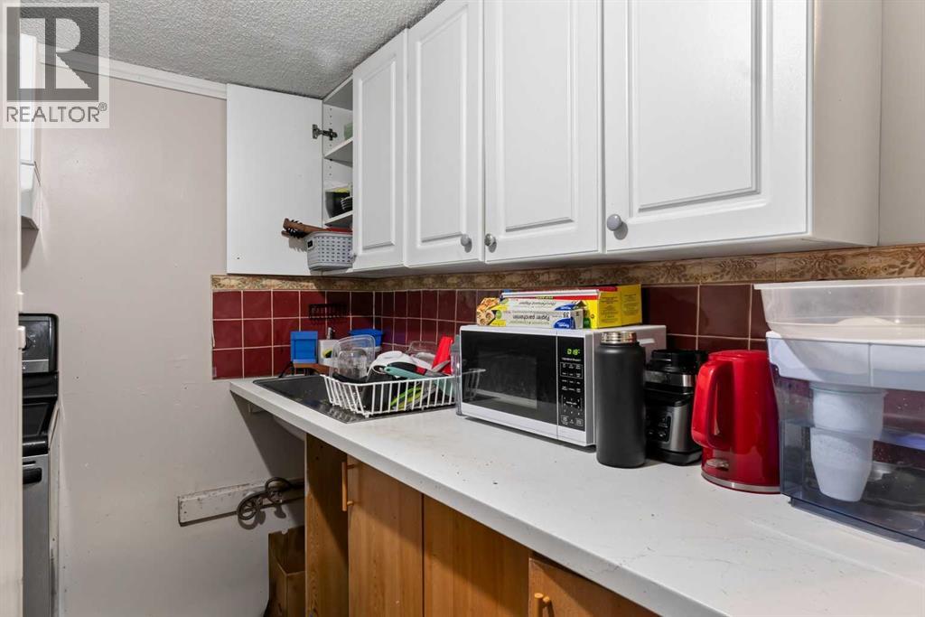 403 Shawinigan Drive Sw Property Photo 26
