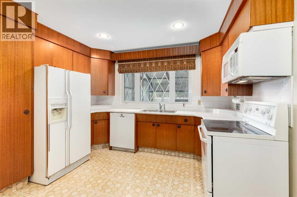 2043 Ungava Road Nw Property Photo 10