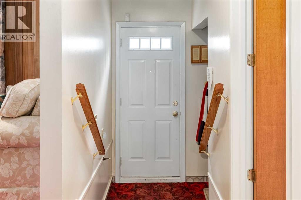 2043 Ungava Road Nw Property Photo 20