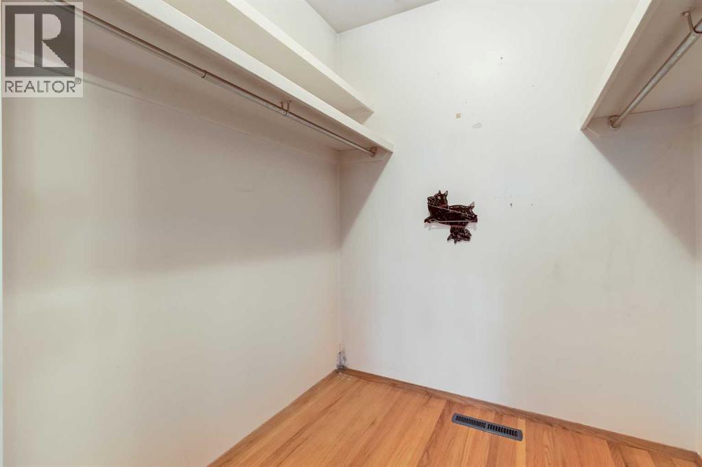 2043 Ungava Road Nw Property Photo 24