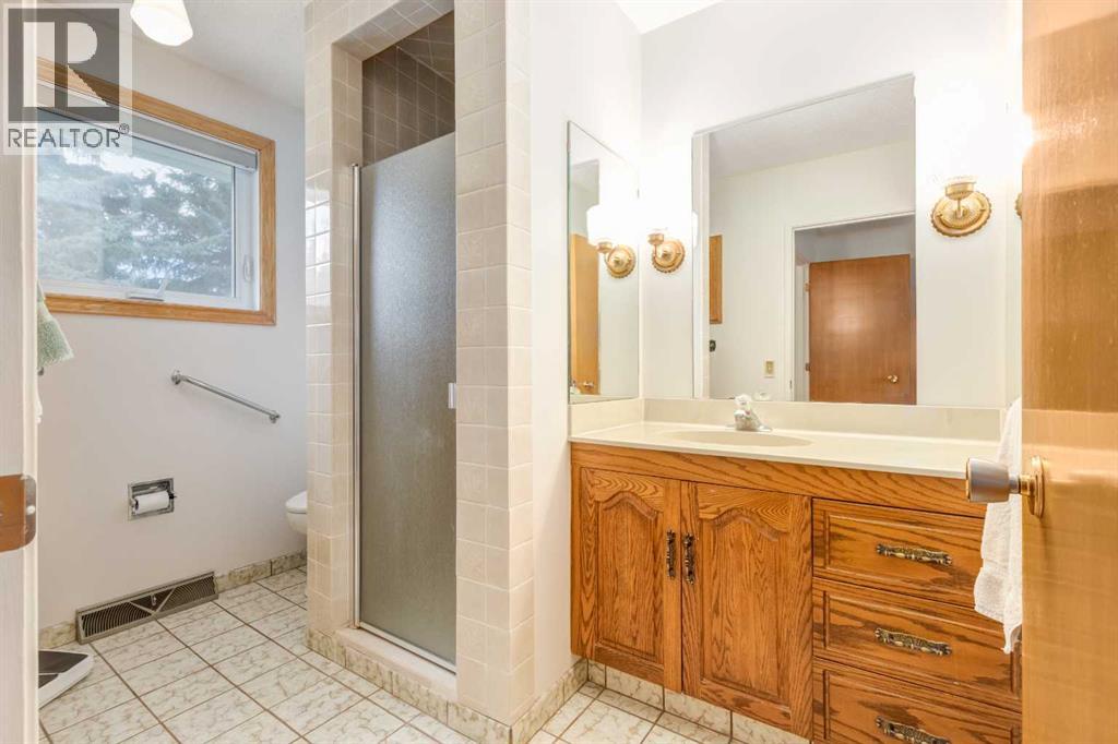 2043 Ungava Road Nw Property Photo 25