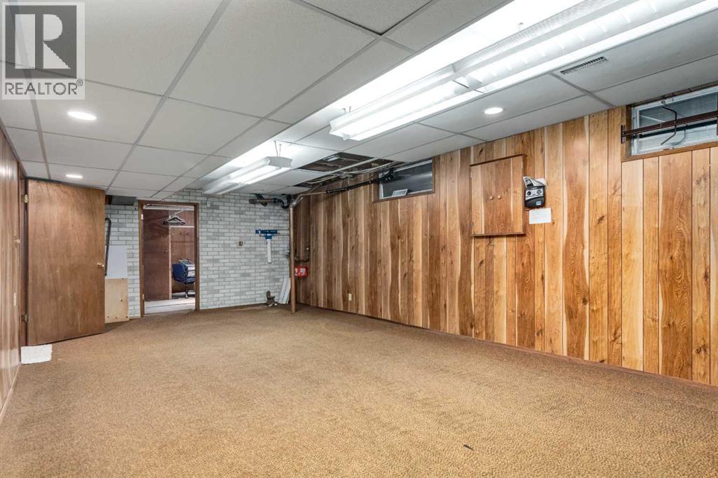 2043 Ungava Road Nw Property Photo 40
