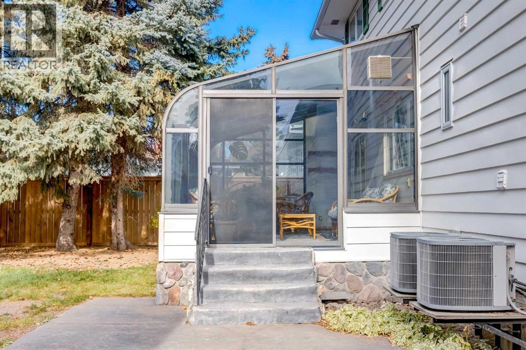 2043 Ungava Road Nw Property Photo 45