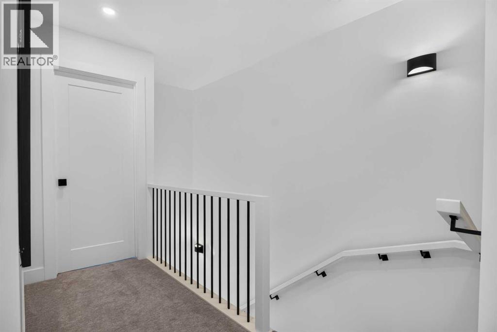 2232 44 Street Nw Property Photo 18
