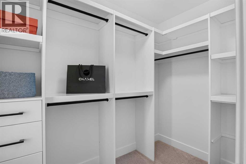 2232 44 Street Nw Property Photo 26