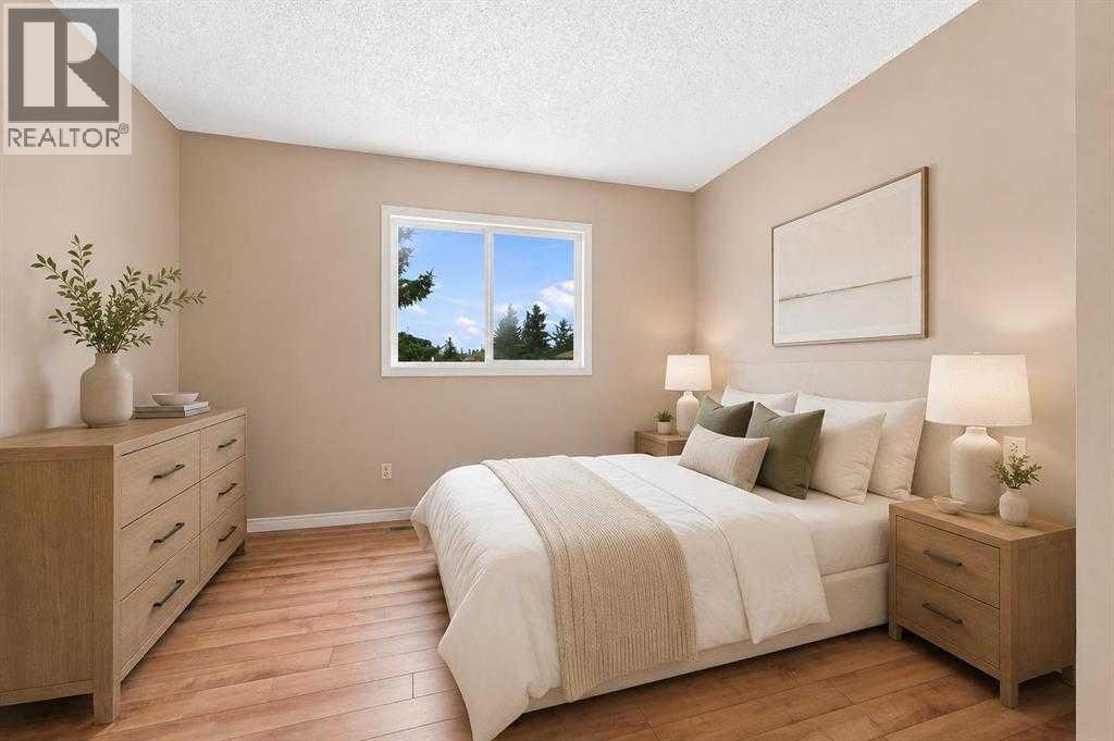 70 Edgeburn Crescent Nw Property Photo 17