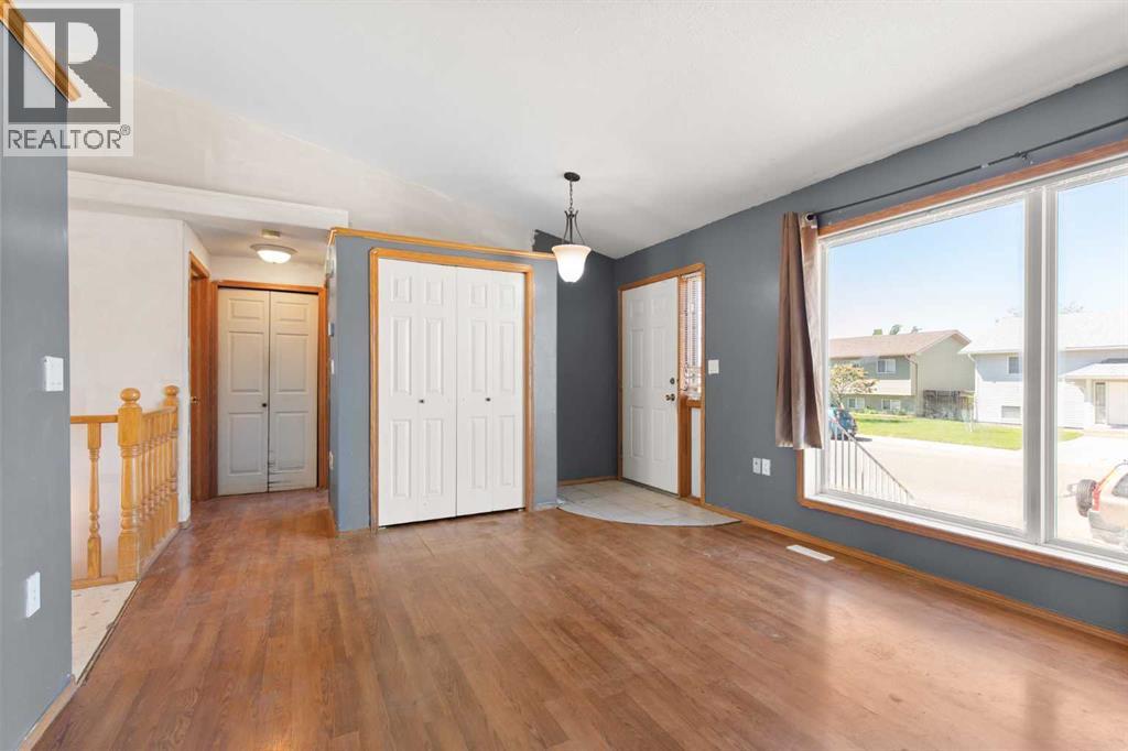 2385 Hatcher Drive Ne Property Photo 2