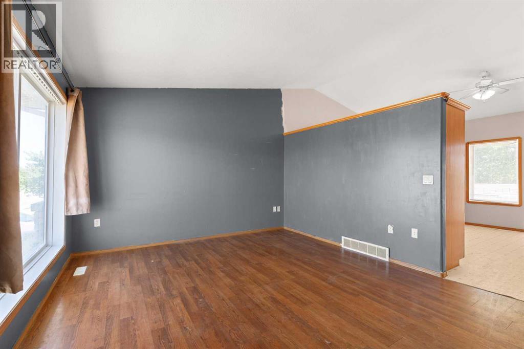 2385 Hatcher Drive Ne Property Photo 4