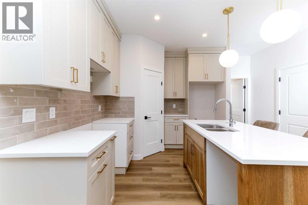 5463 55 Avenue Property Photo 11