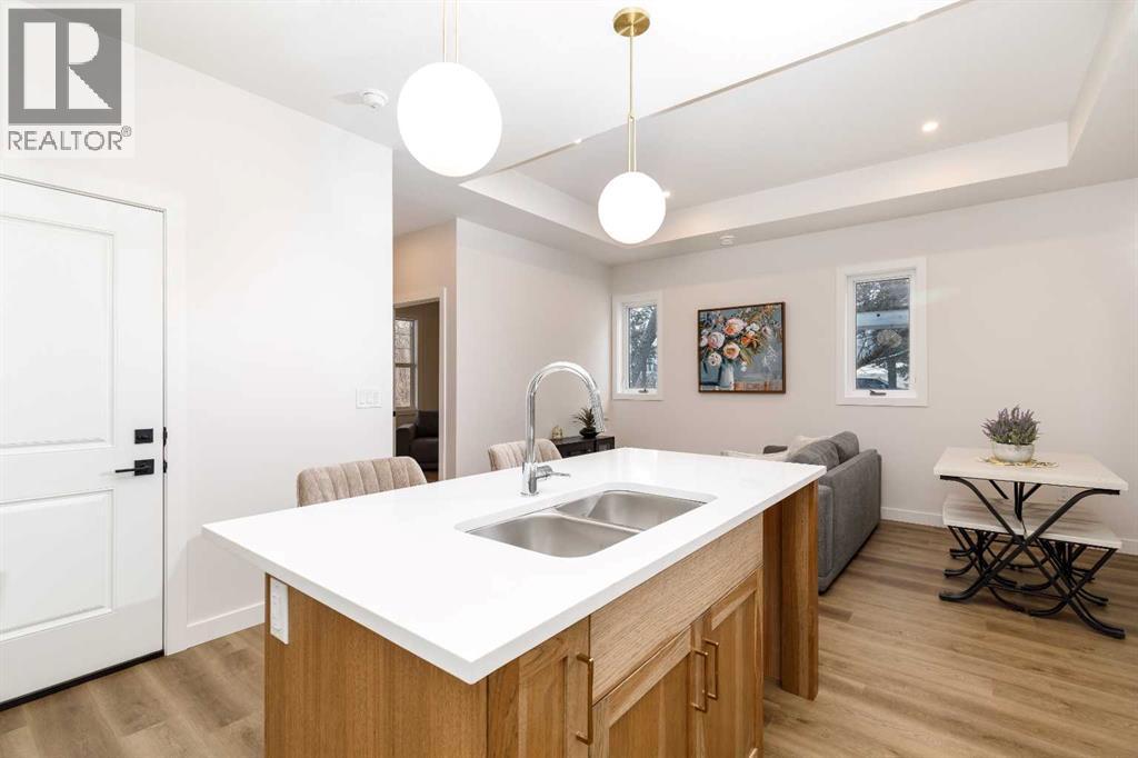 5463 55 Avenue Property Photo 12