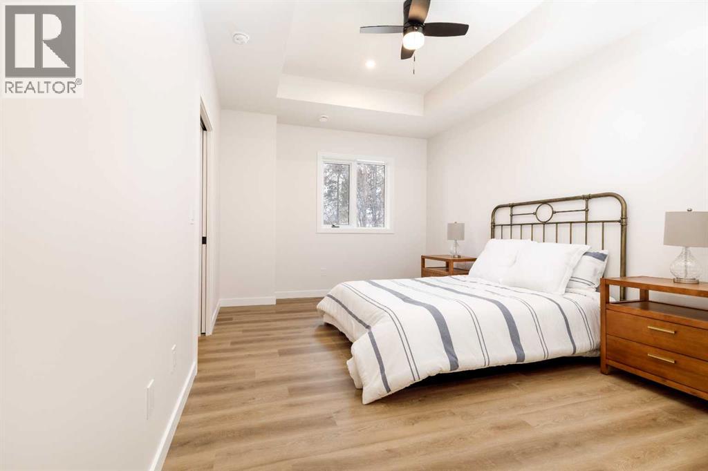 5463 55 Avenue Property Photo 16
