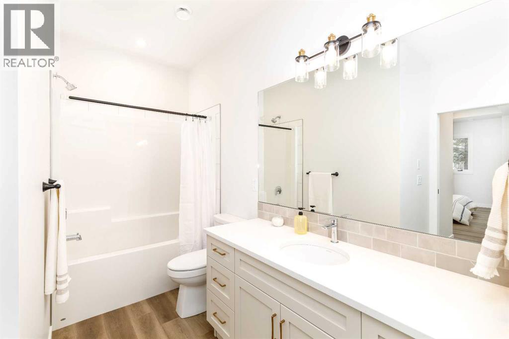 5463 55 Avenue Property Photo 18