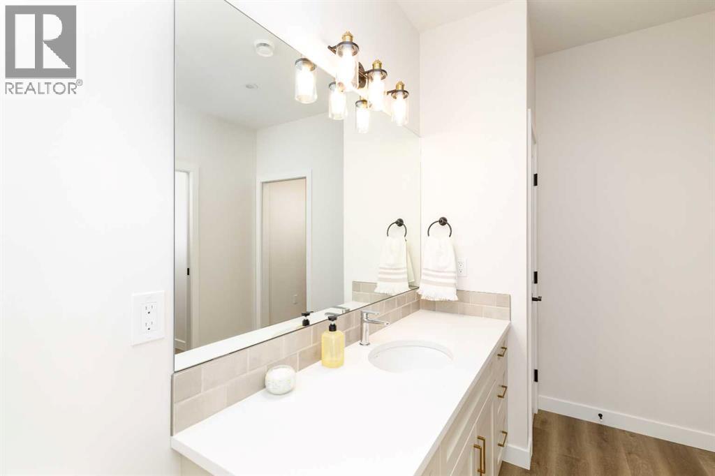 5463 55 Avenue Property Photo 19