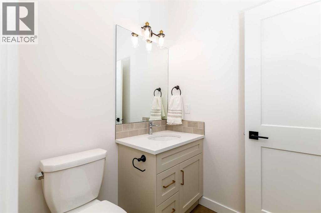 5463 55 Avenue Property Photo 20