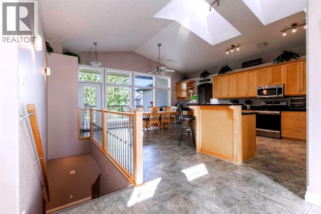 4635 62a Avenue Property Photo 4