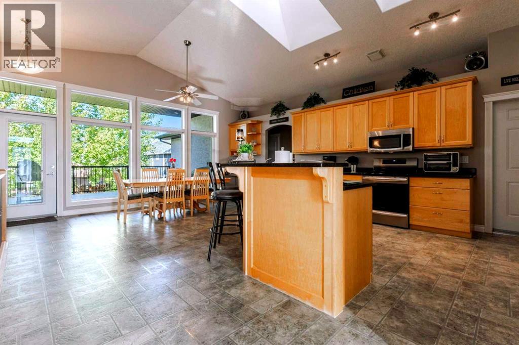 4635 62a Avenue Property Photo 6