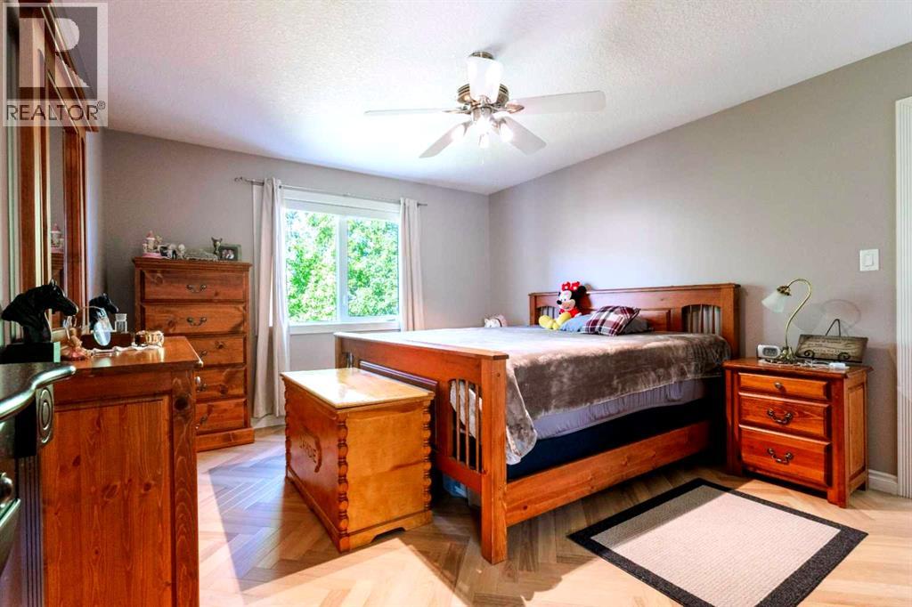 4635 62a Avenue Property Photo 14