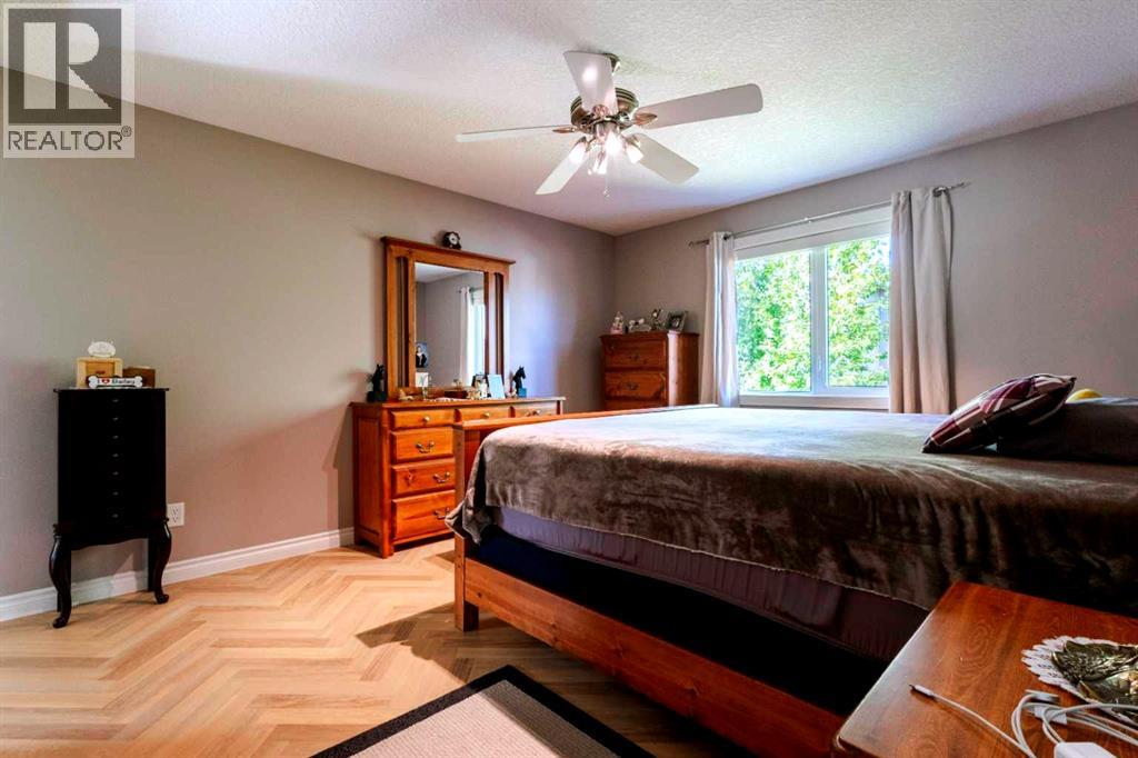 4635 62a Avenue Property Photo 16