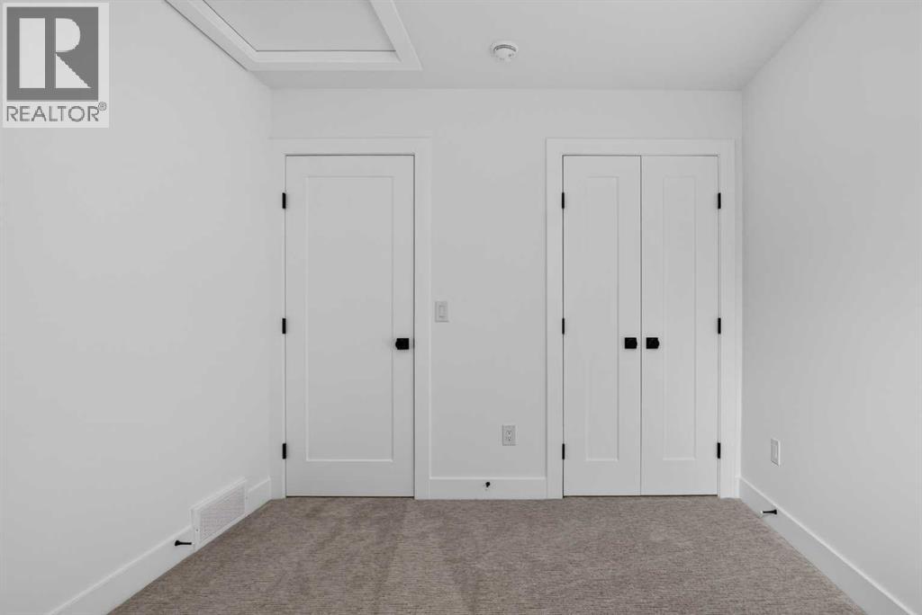 2234 44 Street Nw Property Photo 22