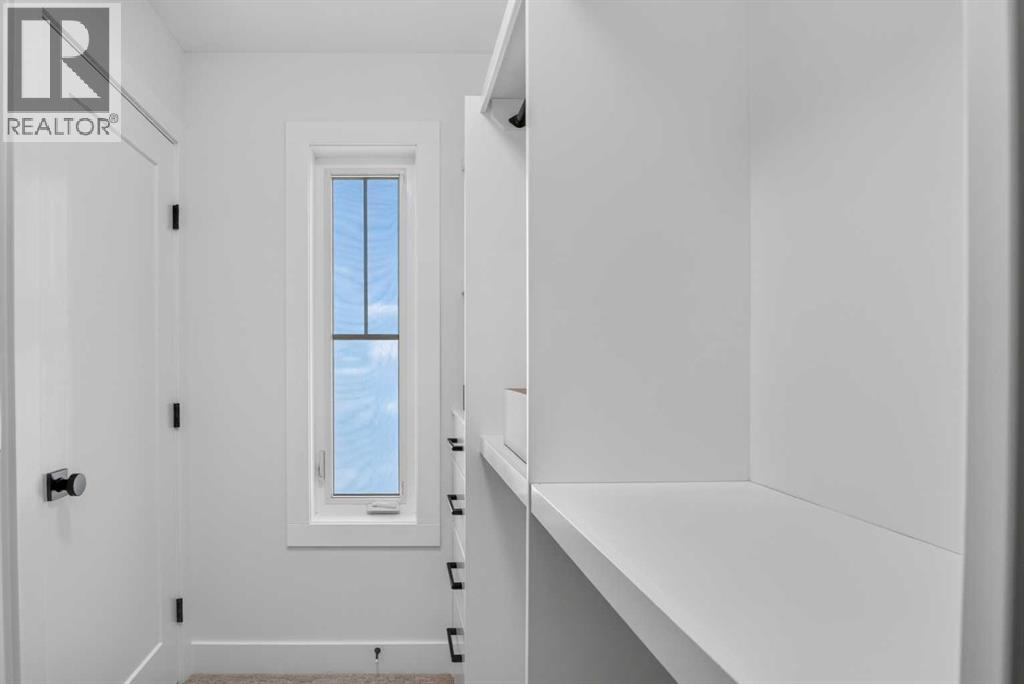 2234 44 Street Nw Property Photo 27