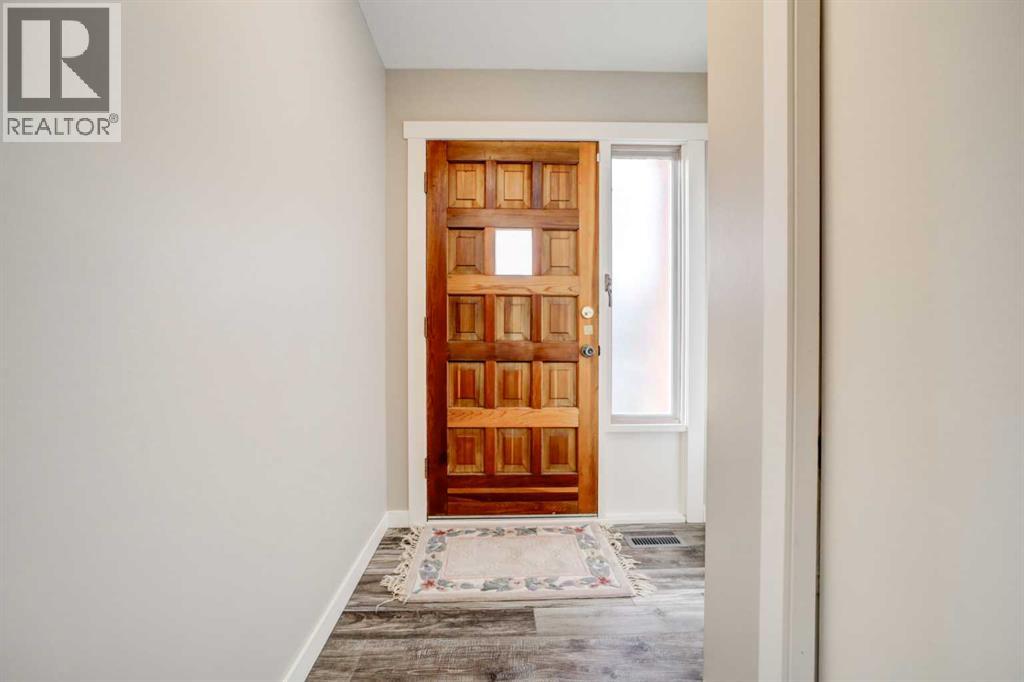 455 28th Street Property Photo 3
