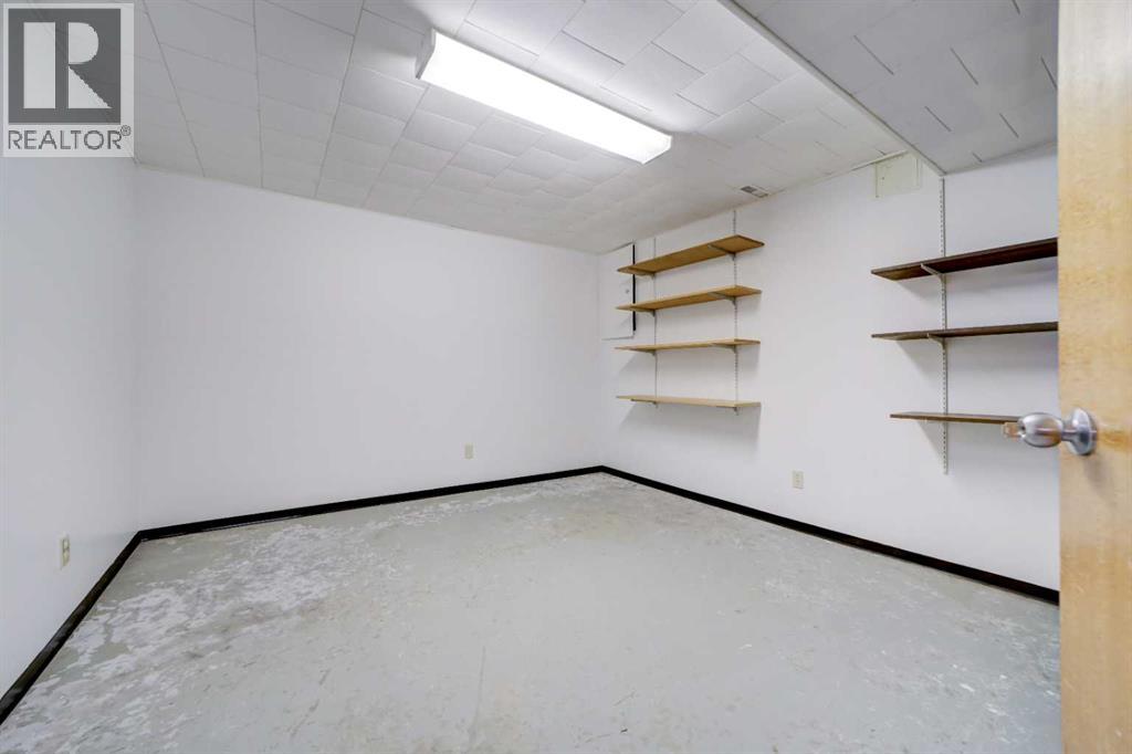 455 28th Street Property Photo 28