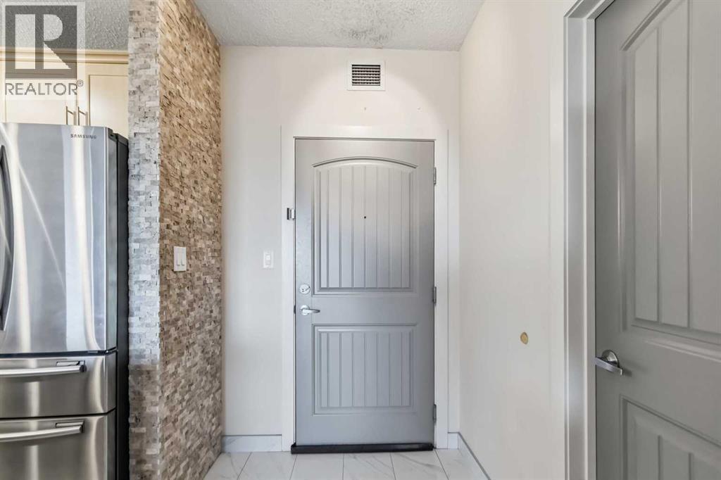 204 Sparrow Hawk Drive Property Photo 4