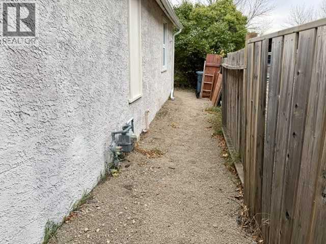 293 N 100 W Property Photo 7