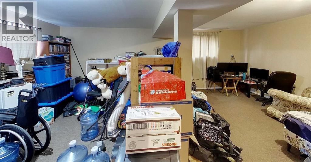1101 55 Street Property Photo 12