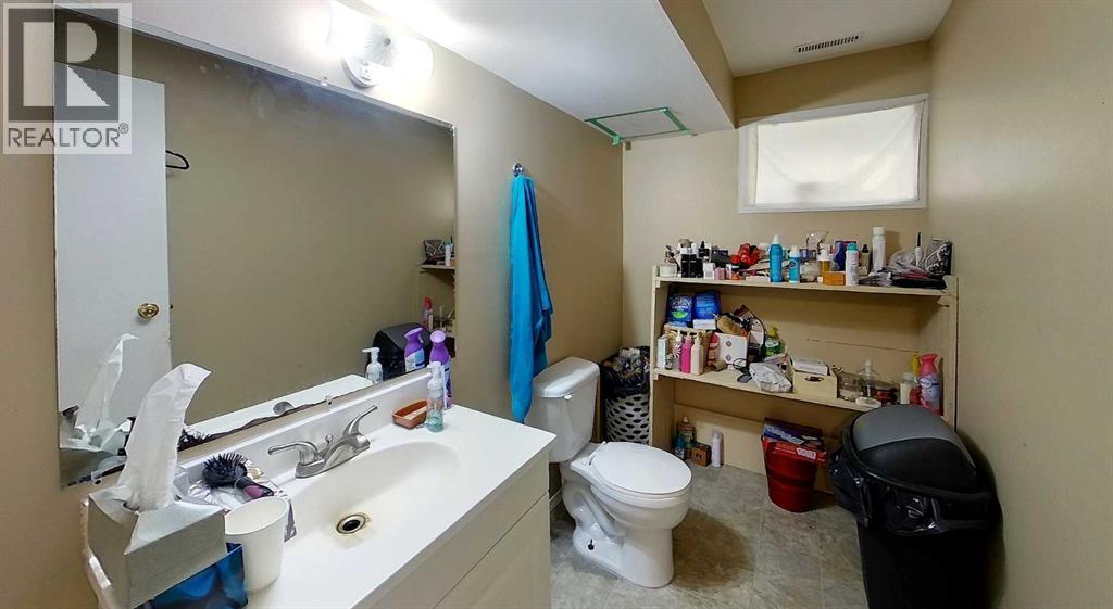1101 55 Street Property Photo 17