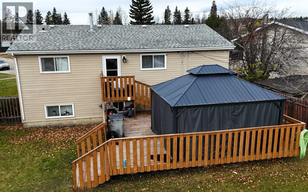 1101 55 Street Property Photo 20