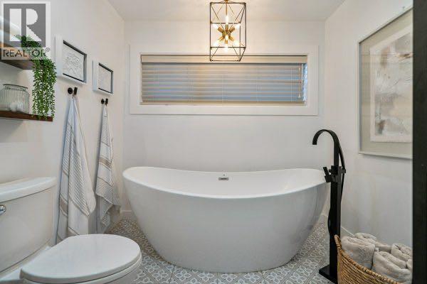 10832 Mapleford Road Se Property Photo 26