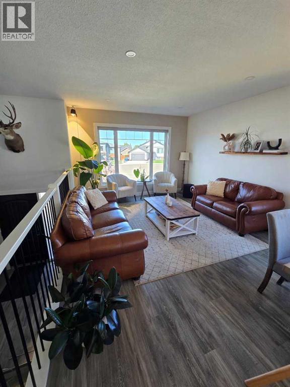805 Sunset Place Property Photo 6