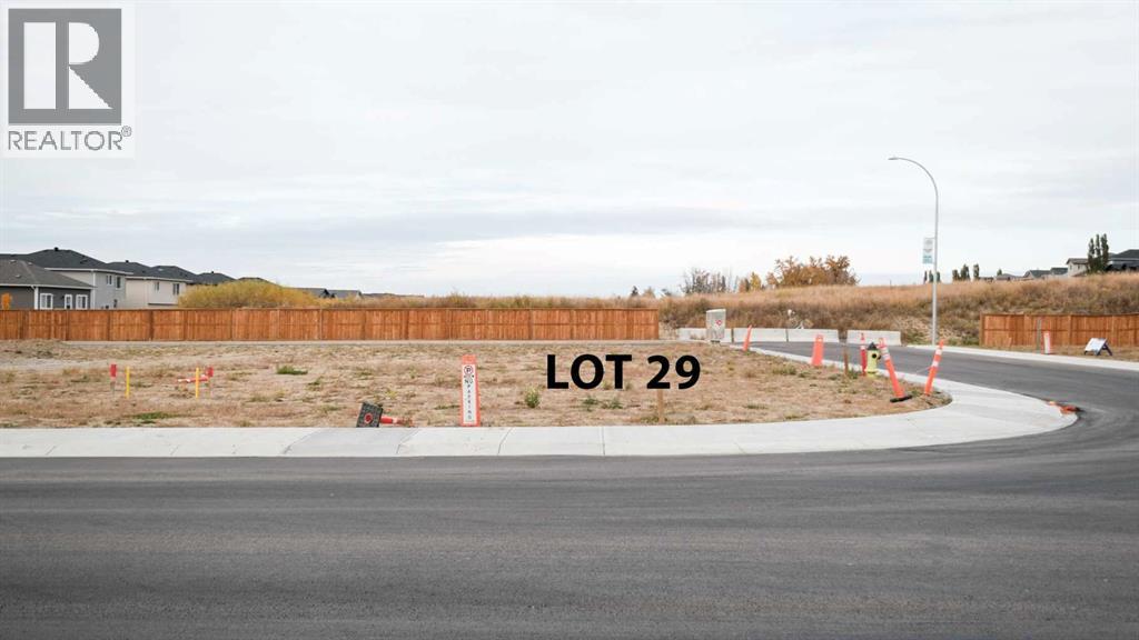 4 Lakewood Way Property Photo 3
