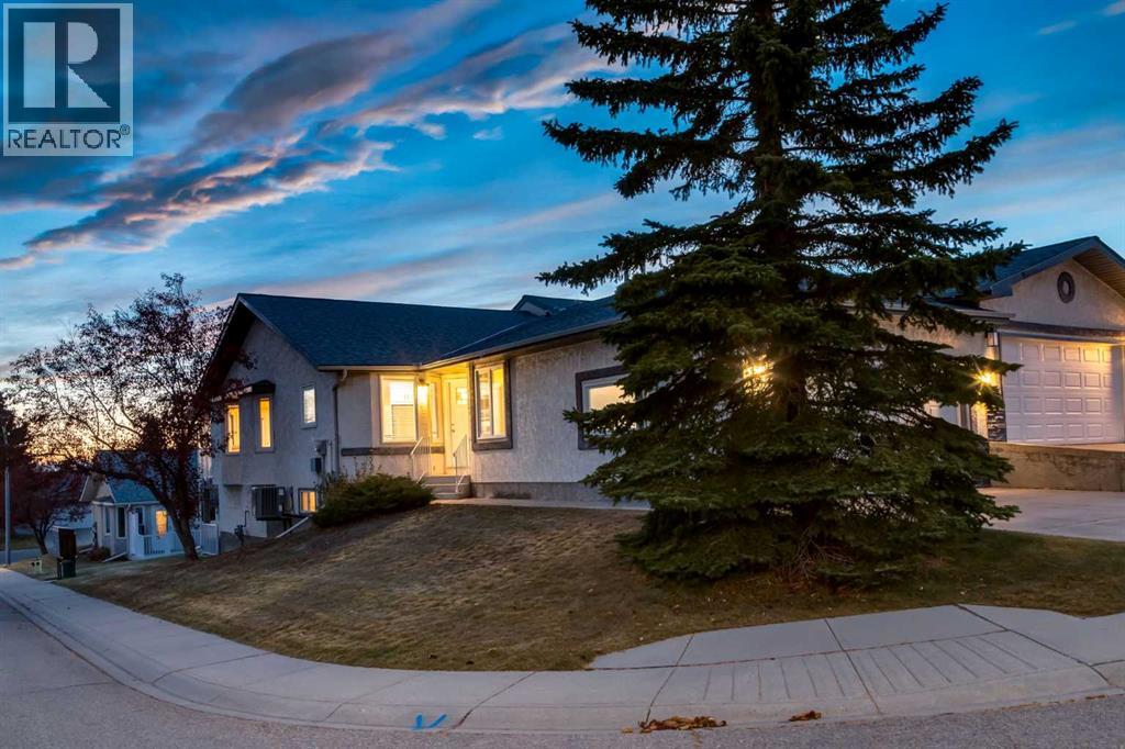 4 Arbour Cliff Court Nw Property Photo 6