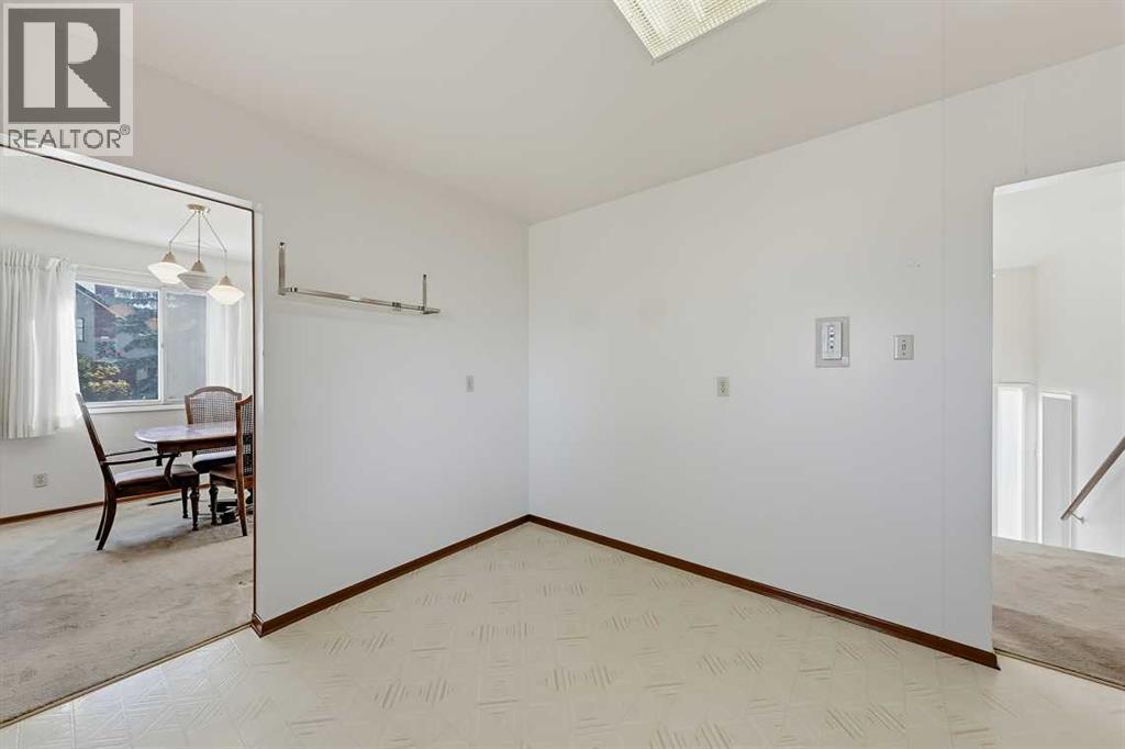 210 2 Avenue Se Property Photo 13
