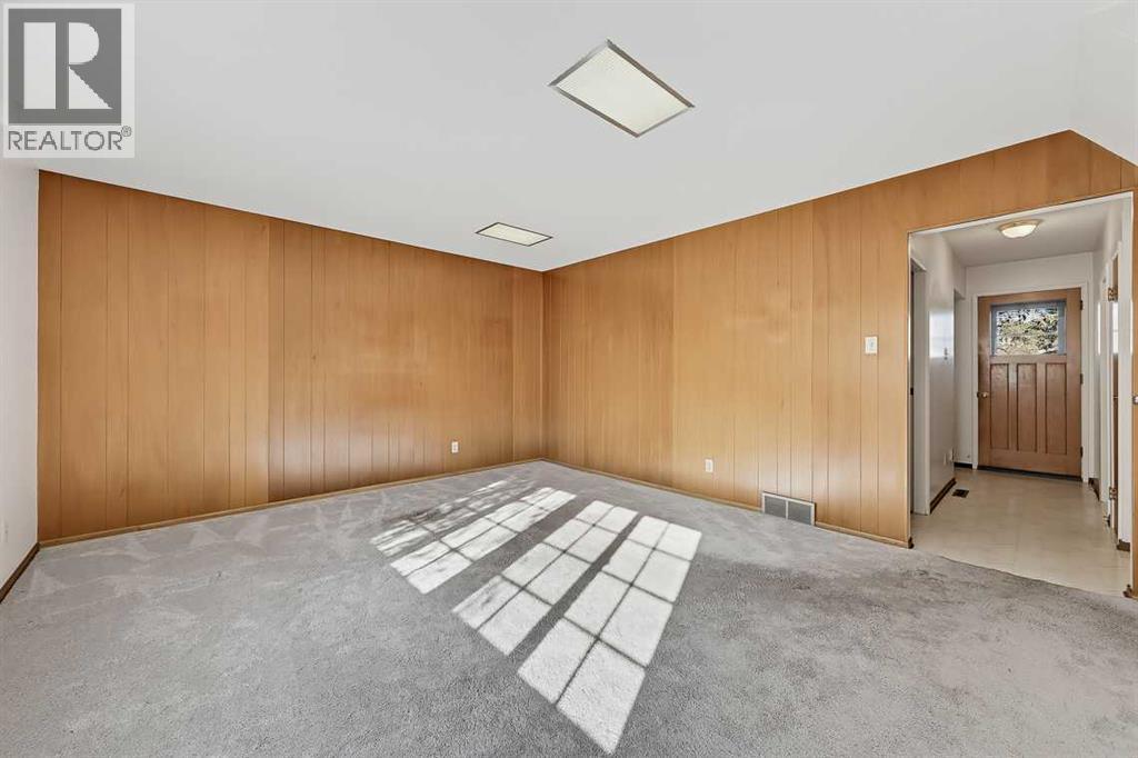 210 2 Avenue Se Property Photo 17